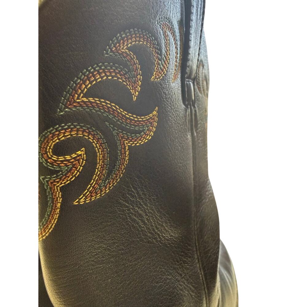 ARIAT mens 10.5 D western stich boots PO# R202156 - Picture 3 of 9